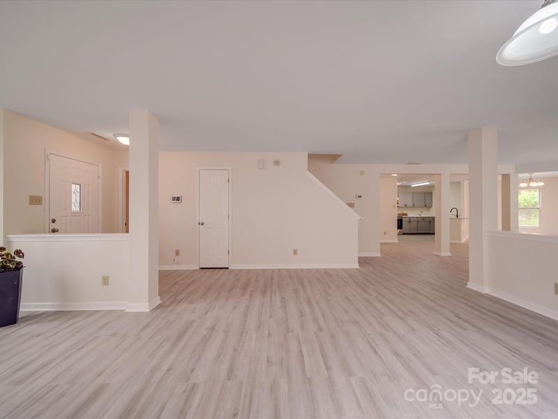 3227 Deshler Morris Ln, Charlotte, NC 28216