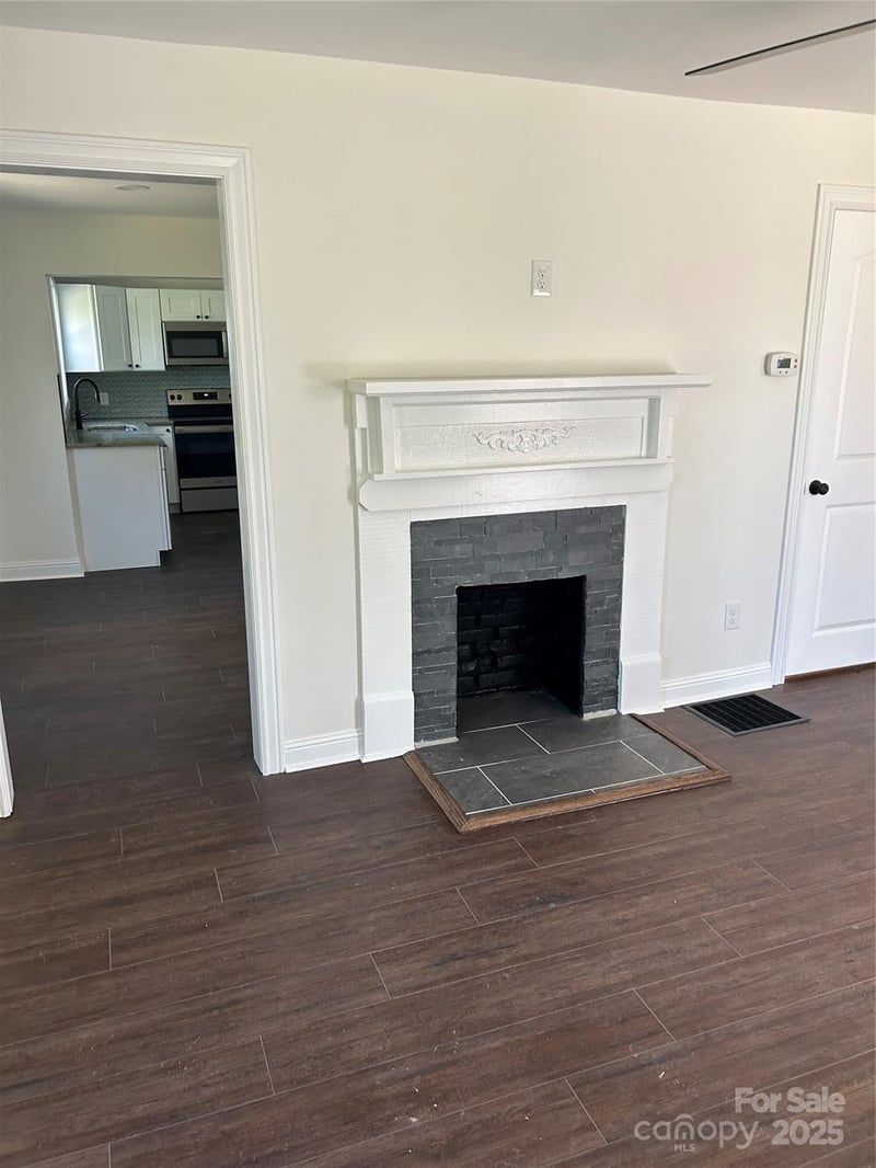 219 Highland Ave, Elkin, NC 28621
