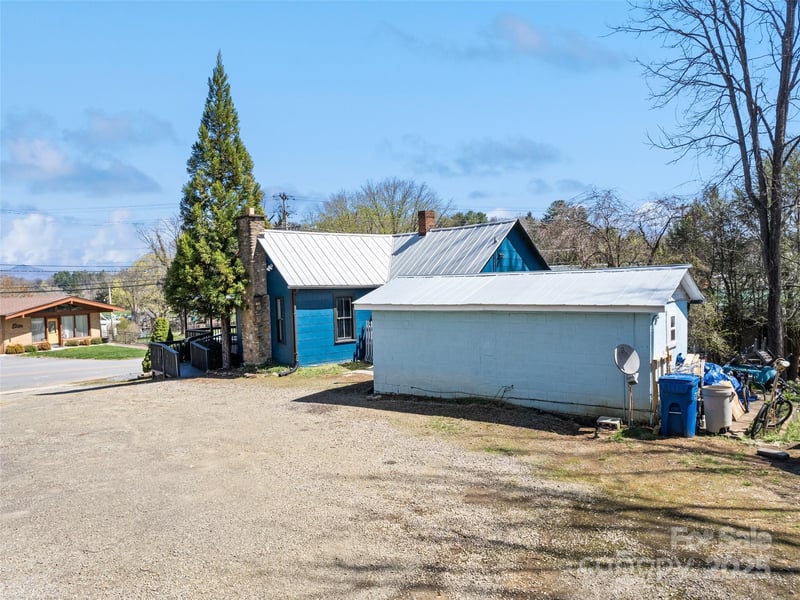 442 and 440 Walnut St, Waynesville, NC 28786