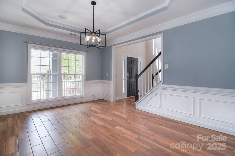 1811 Robbins Meadows Dr, Waxhaw, NC 28173
