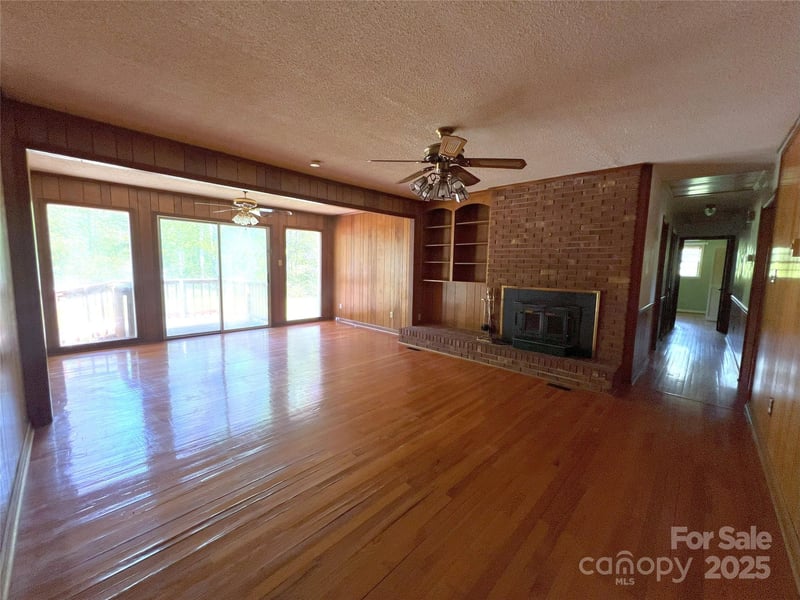 1926 Bud Arthur Bridge Rd, Spartanburg, SC 29307
