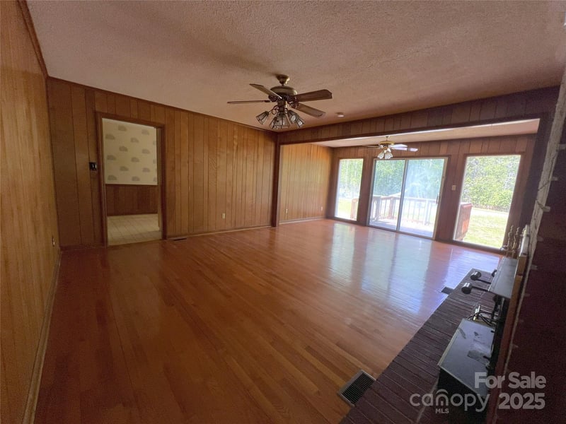 1926 Bud Arthur Bridge Rd, Spartanburg, SC 29307
