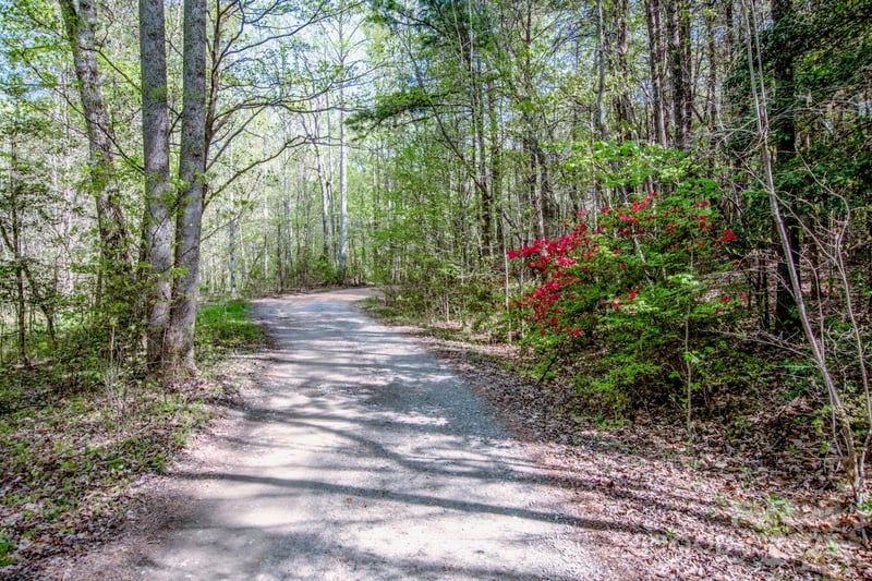 1094 Gold Mine Dr, Catawba, NC 28609