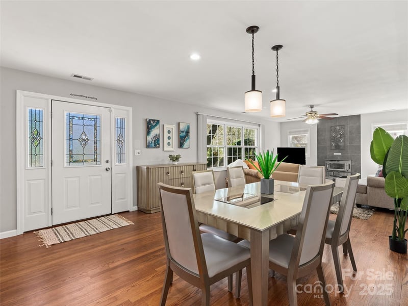 184 Aurora Dr, Asheville, NC 28805