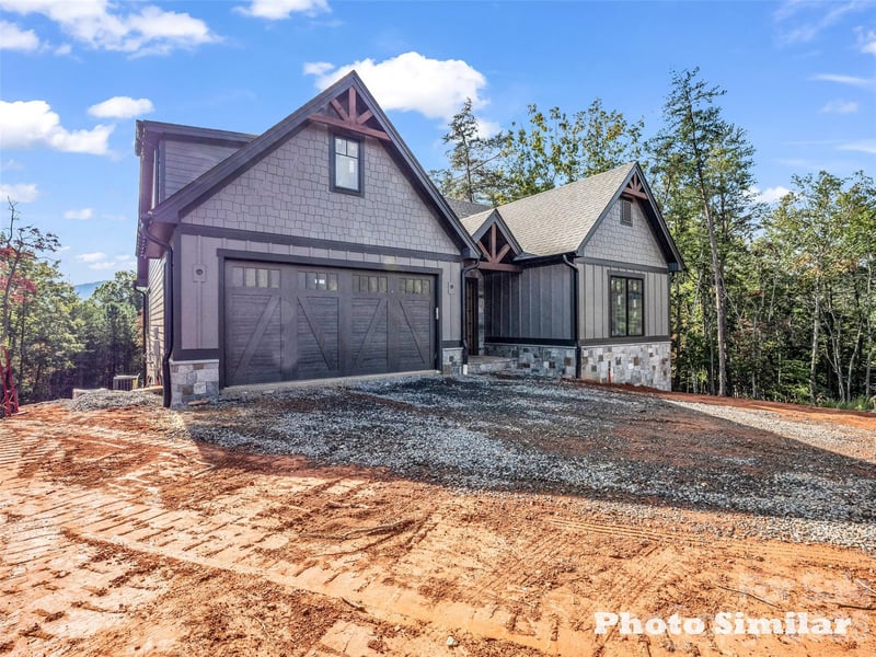 1 Jackson Ridge Ln, Mill Spring, NC 28756