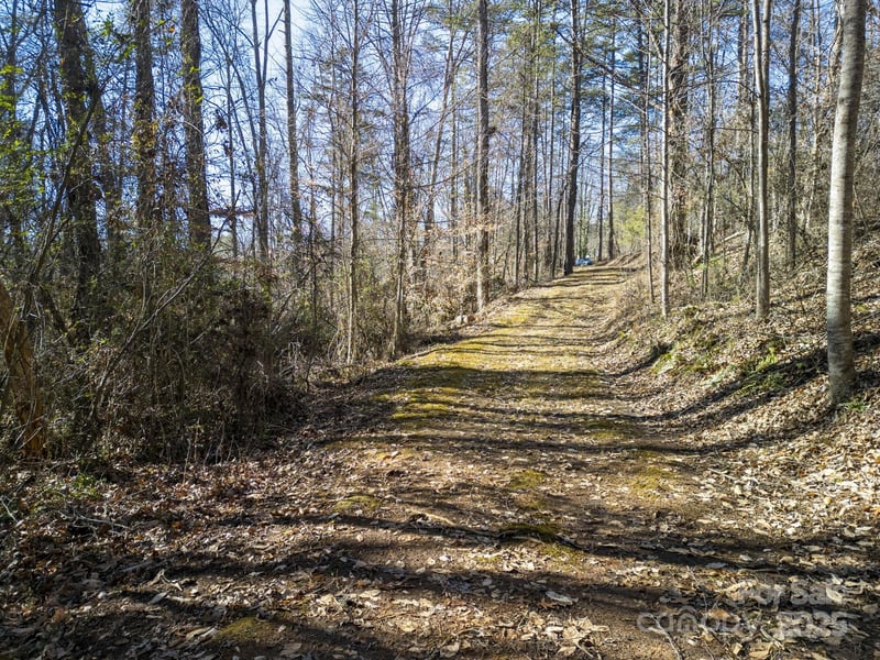 99999 Monticello Rd, Weaverville, NC 28787
