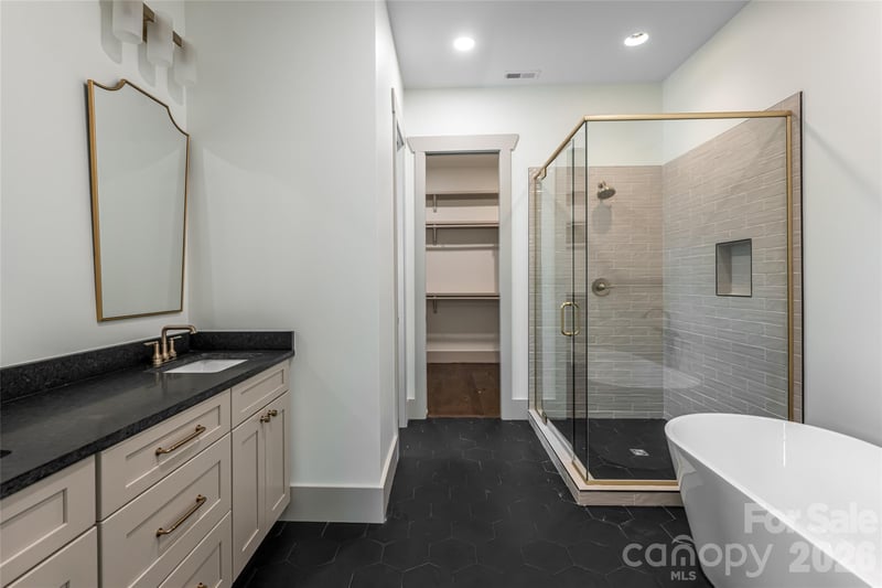 110 Unadilla Ave, Asheville, NC 28803