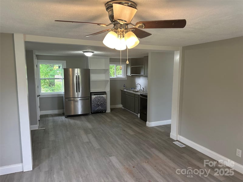 209 Brookview Rd, Statesville, NC 28625