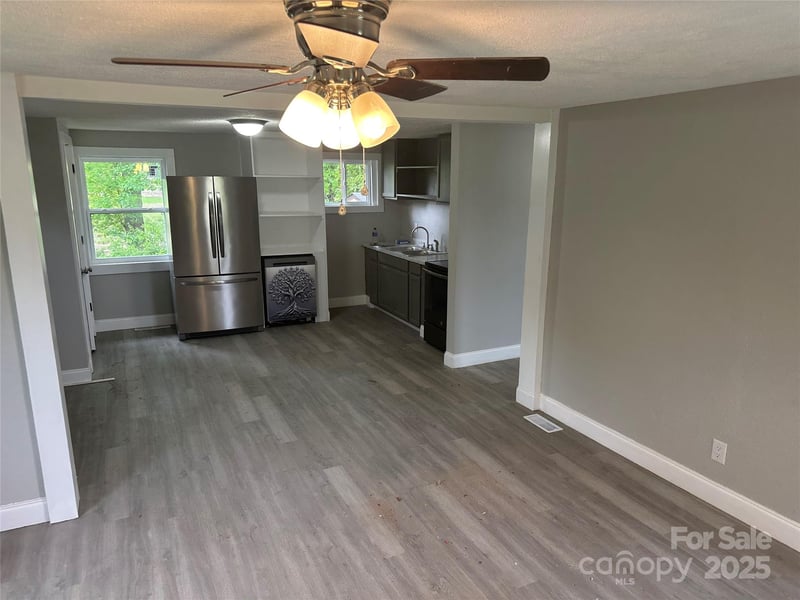 209 Brookview Rd, Statesville, NC 28625