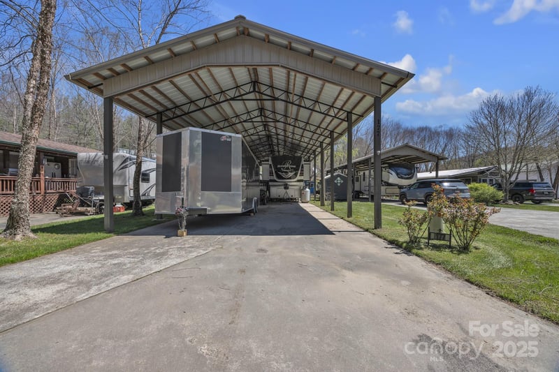 177 Finch Way, West Jefferson, NC 28694