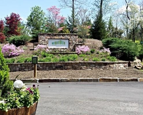 17 Franklin Trace Dr #17, Asheville, NC 28804