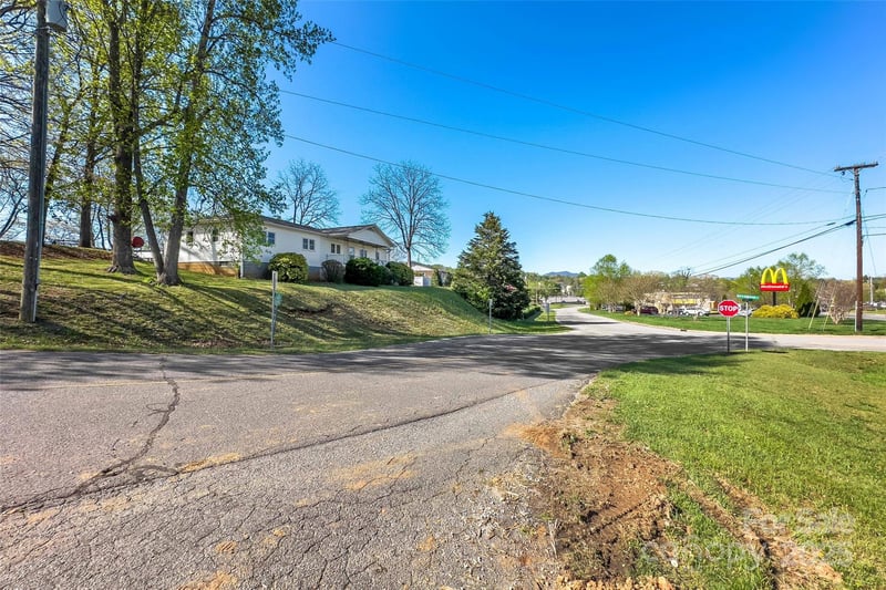 36 - 50 Catawba Ave, Marion, NC 28752