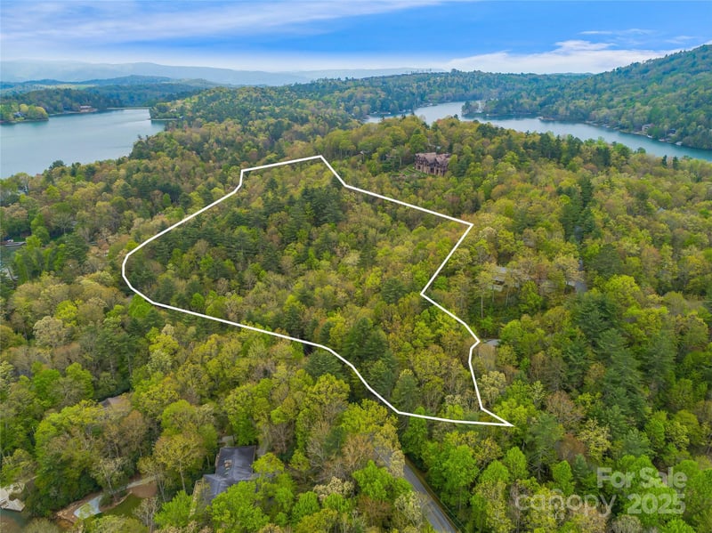 3539 West Club Blvd, Lake Toxaway, NC 28747