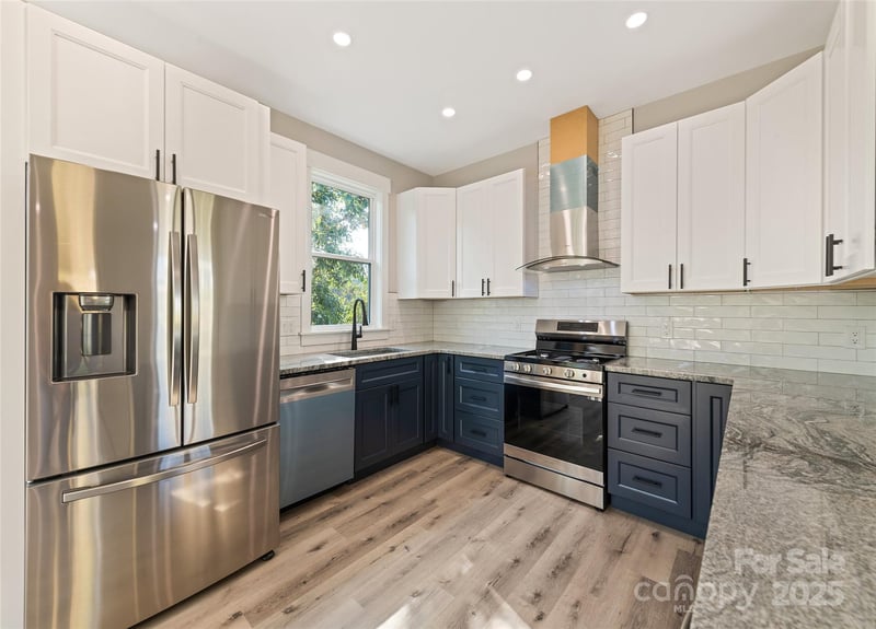 148 Amblers Knoll Rd, Weaverville, NC 28787
