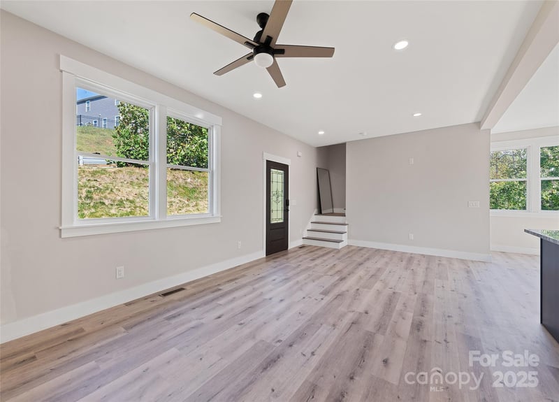 148 Amblers Knoll Rd, Weaverville, NC 28787