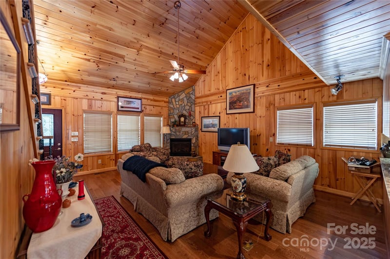 1053 Rich Hill Mountain Rd, Glade Valley, NC 28627