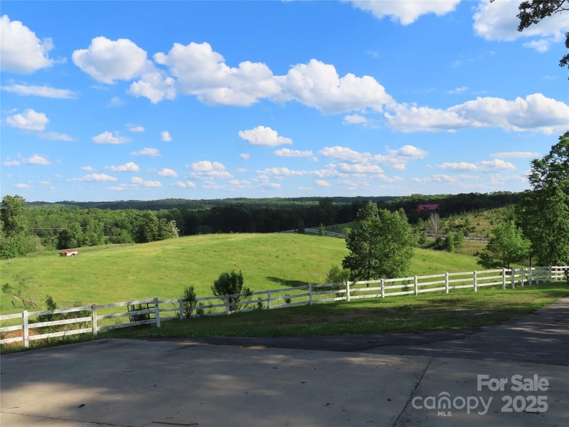 2530 Sharon Rd, York, SC 29745