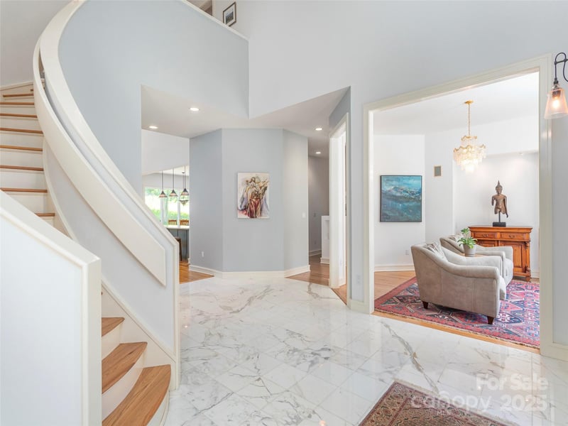 341 Racquet Club Rd, Asheville, NC 28803