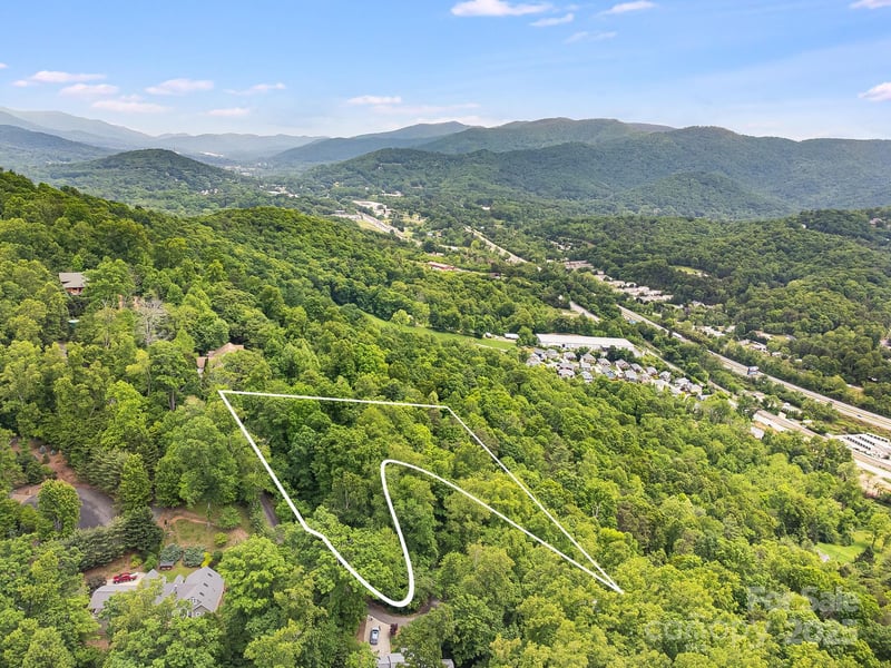9999 Small Mountain Dr, Asheville, NC 28805
