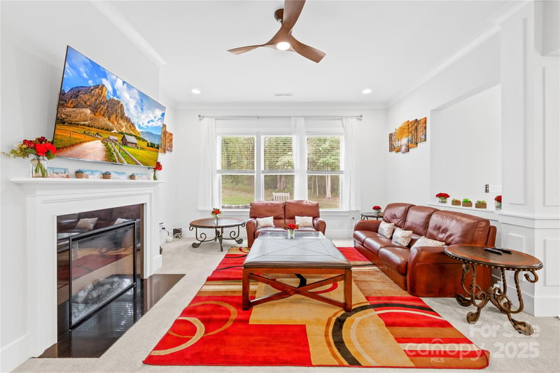 1727 Grace Ln, Charlotte, NC 28262