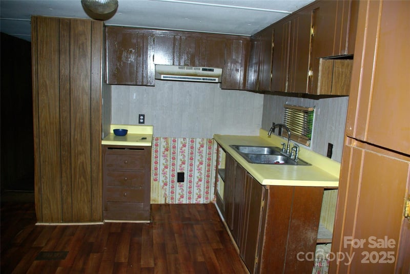 3225 Sawmill Rd, Hickory Grove, SC 29717