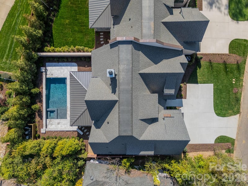 2113 Brandon Cir, Charlotte, NC 28211