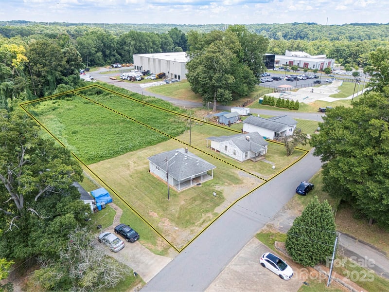 206 13th St, Belmont, NC 28012