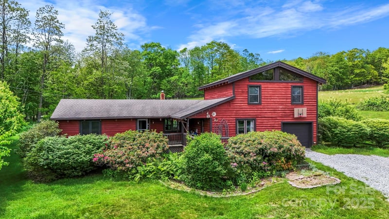 1925 Green Hill Rd, Blowing Rock, NC 28605