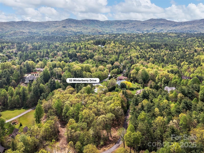 Winterberry Dr, Hendersonville, NC 28739