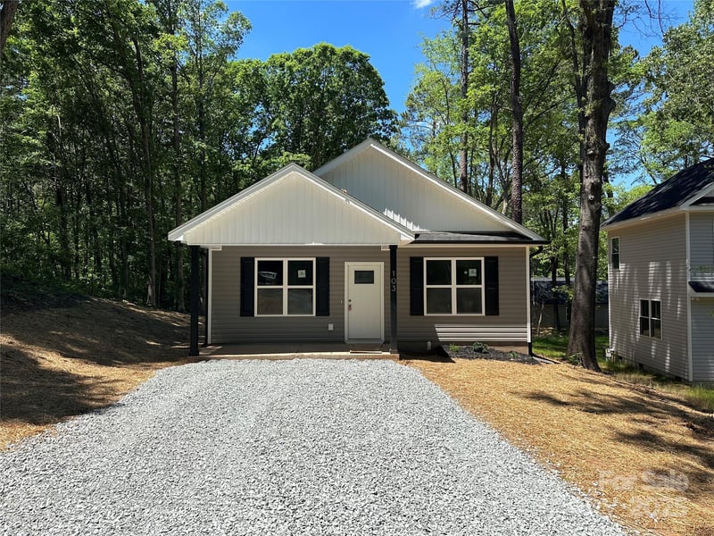 60 West St, Wadesboro, NC 28170