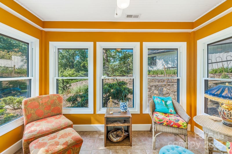 139 Beverly Rd, Asheville, NC 28805