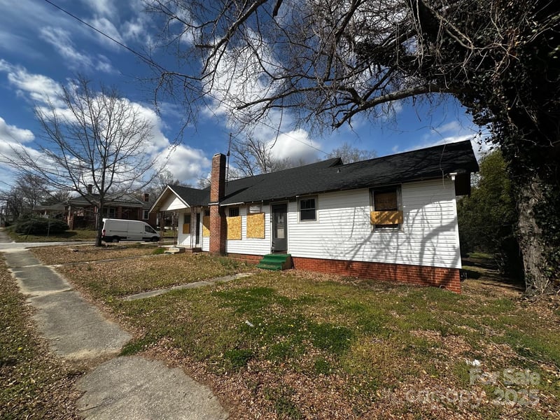 306 Arch St, Lancaster, SC 29720