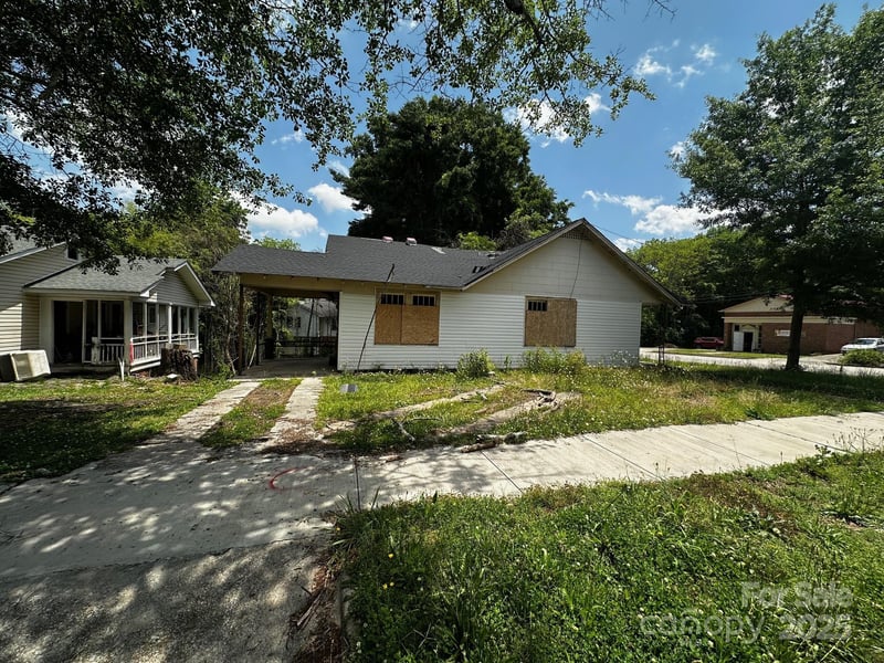 306 Arch St, Lancaster, SC 29720
