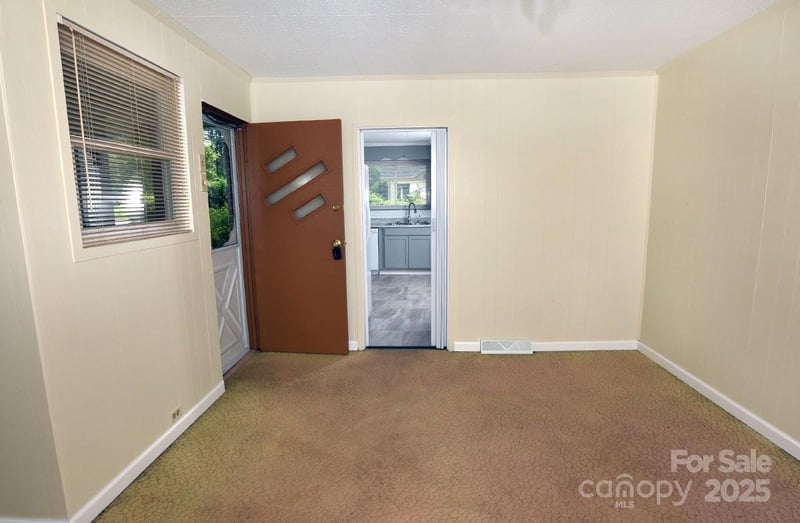 709 Sunset Dr, Salisbury, NC 28147