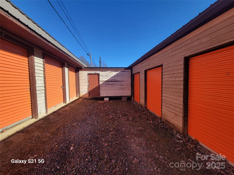 2412 Hwy 19 Hw, Bryson City, NC 28713