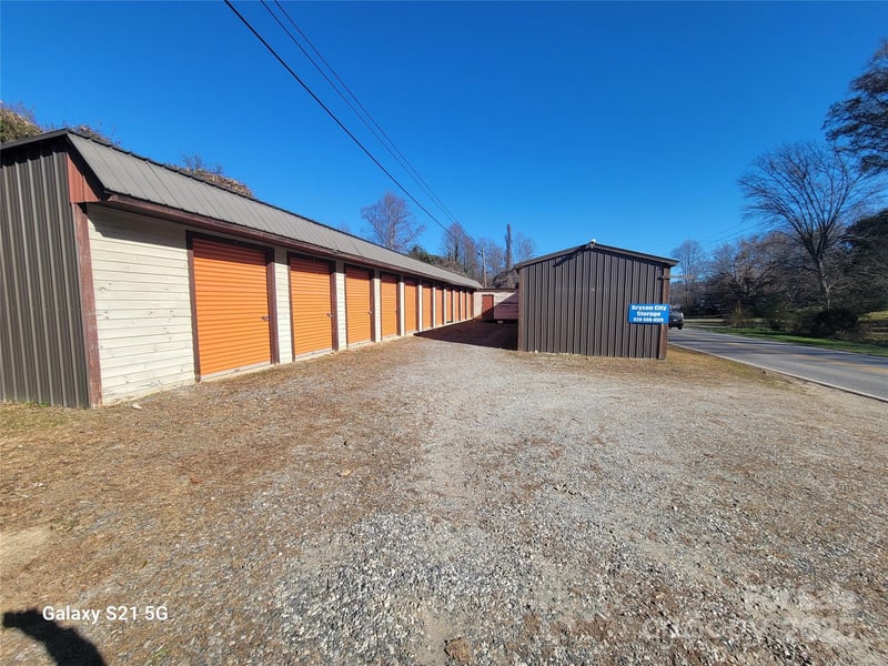 2412 Hwy 19 Hw, Bryson City, NC 28713