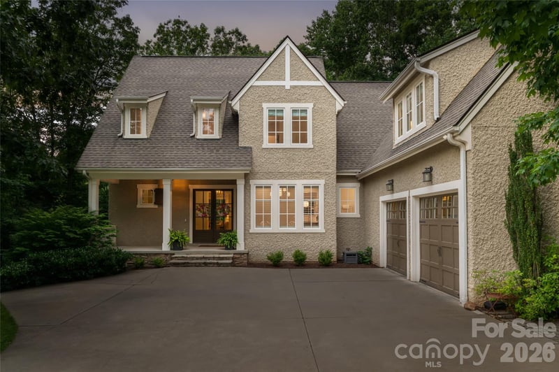 20 East Owl Creek Ln, Fairview, NC 28730