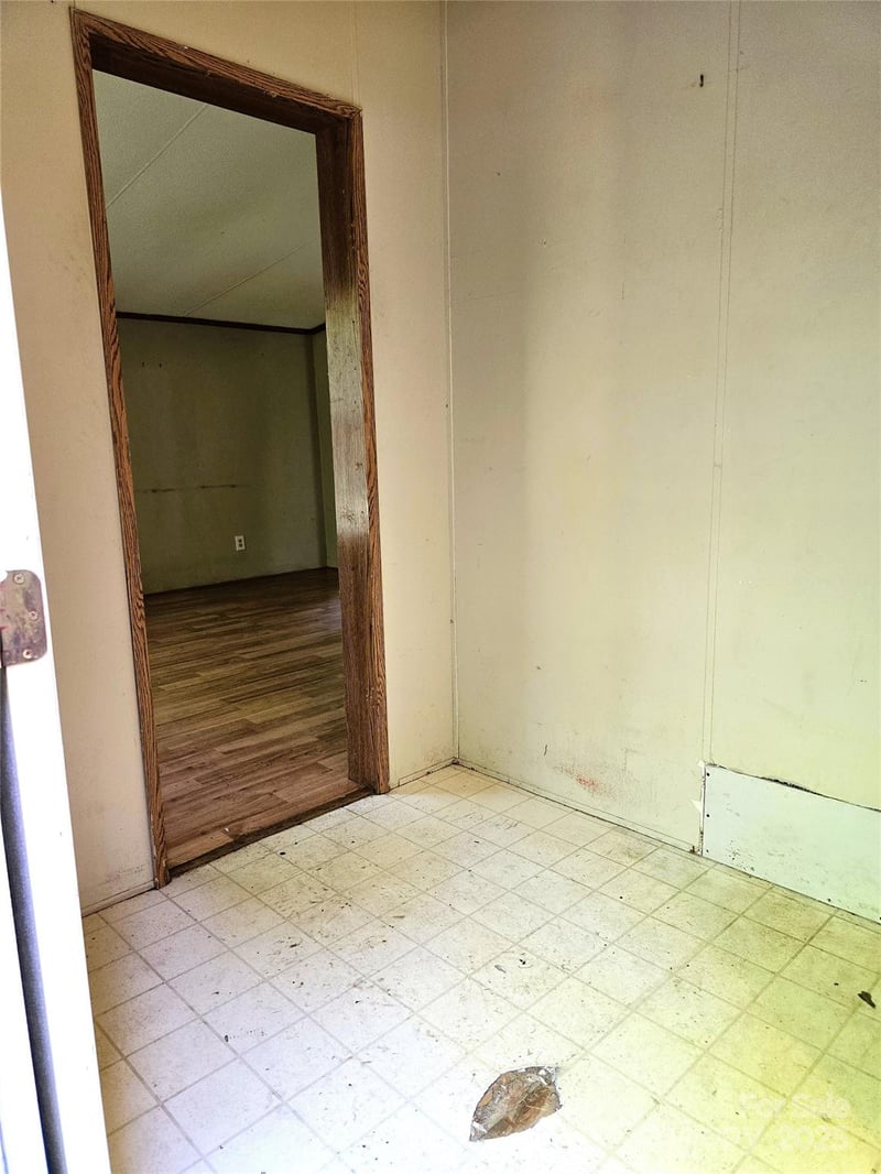 219 Watterson Rd, Grover, NC 28073