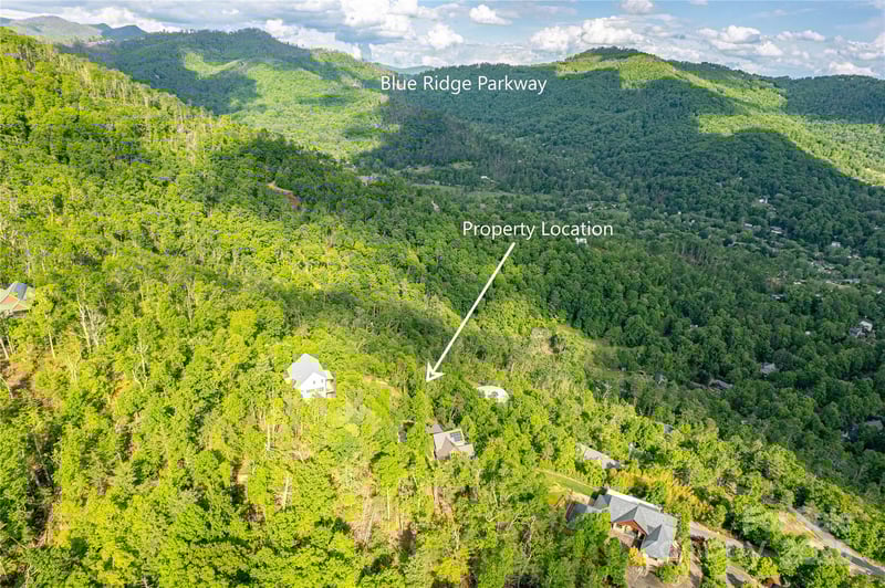 99999 Black Oak Dr #13, Asheville, NC 28804