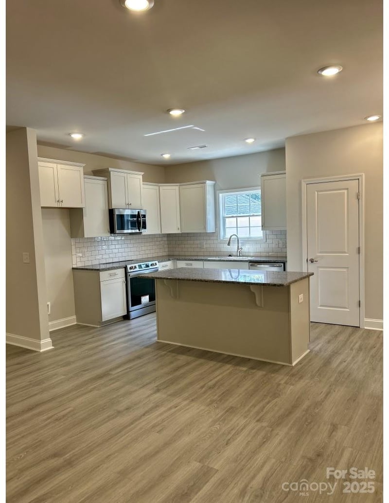 2914 Waterford Ln #33A, Albemarle, NC 28001
