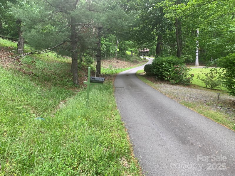 5 Friar Tuck Ln #5, Maggie Valley, NC 28751