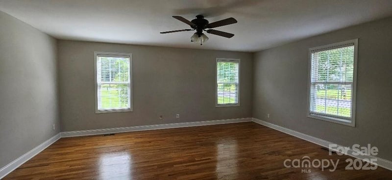 2820 Bellhaven Cir, Charlotte, NC 28214