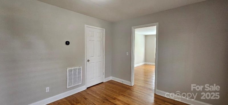 2820 Bellhaven Cir, Charlotte, NC 28214