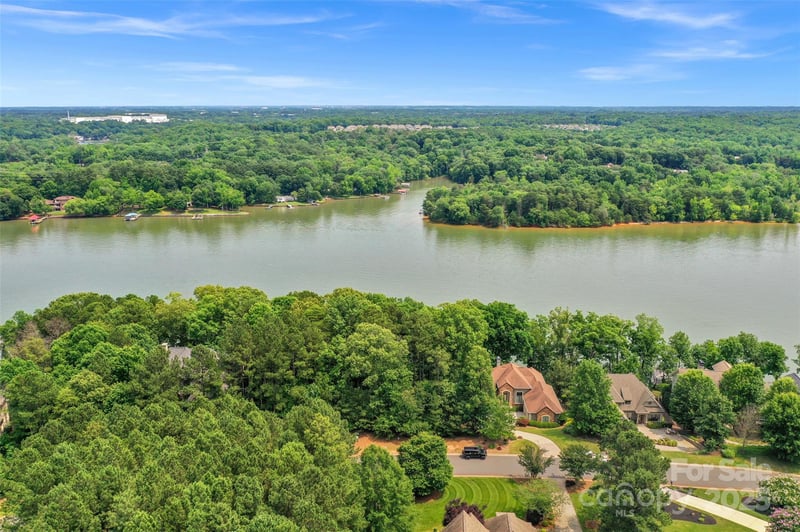 3223 Lake Pointe Dr #94, Belmont, NC 28012
