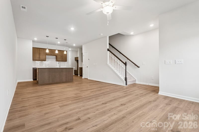 4750 Lakeview Rd, Charlotte, NC 28216