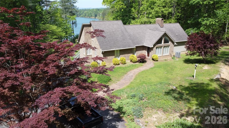 240 Goshen Ter, Wilkesboro, NC 28697