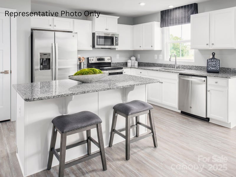 581 Nesbe St, Lancaster, SC 29720