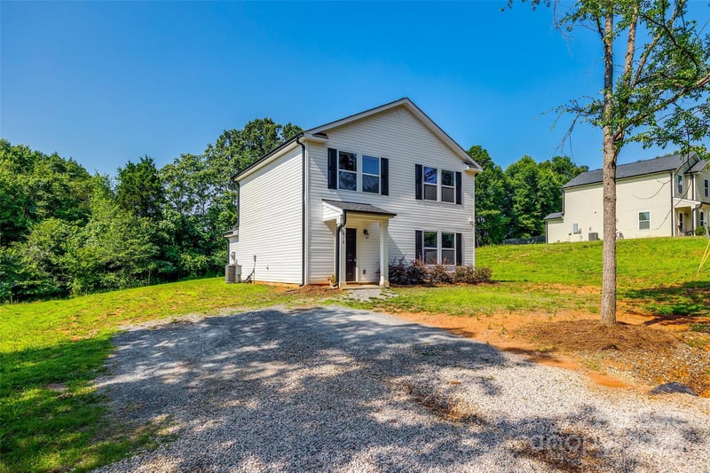 415 Kickapoo Ave, Gastonia, NC 28056