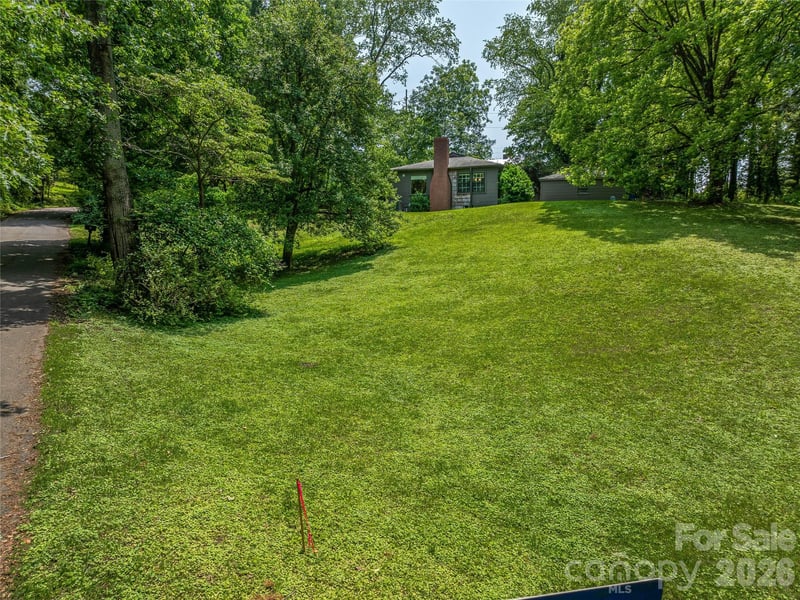 99999 Skyland Cir #3, Asheville, NC 28804