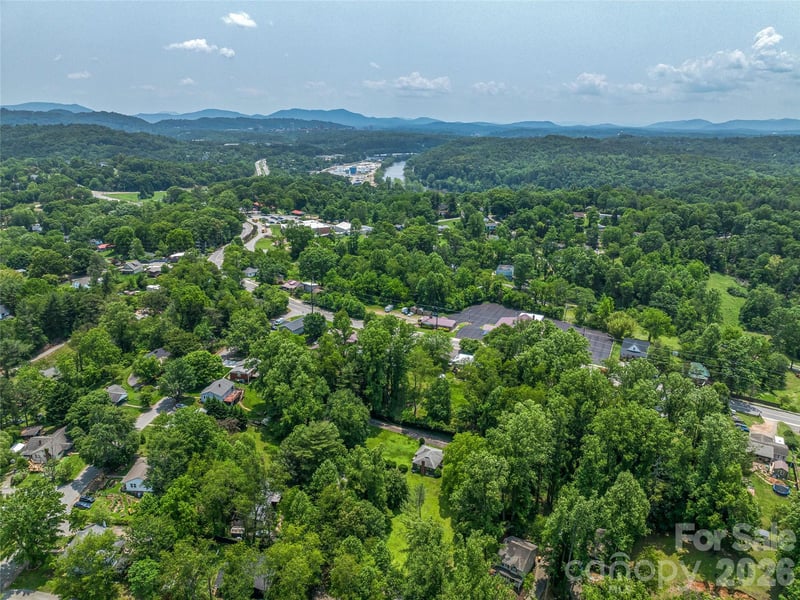 99999 Skyland Cir #3, Asheville, NC 28804